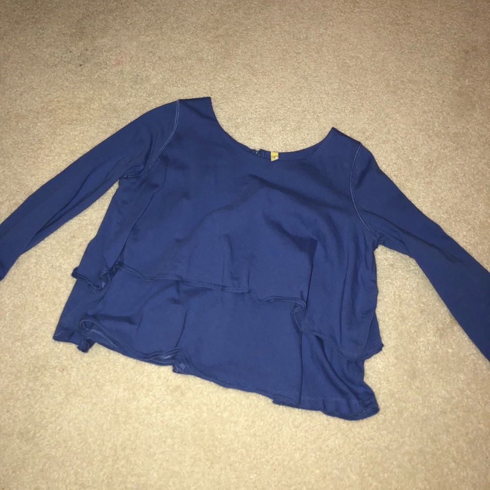 blue long sleeve shirt